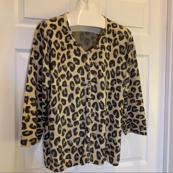 CATO Woman NWOT Leopard Cardigan Size 22/24W - Picture 1 of 7